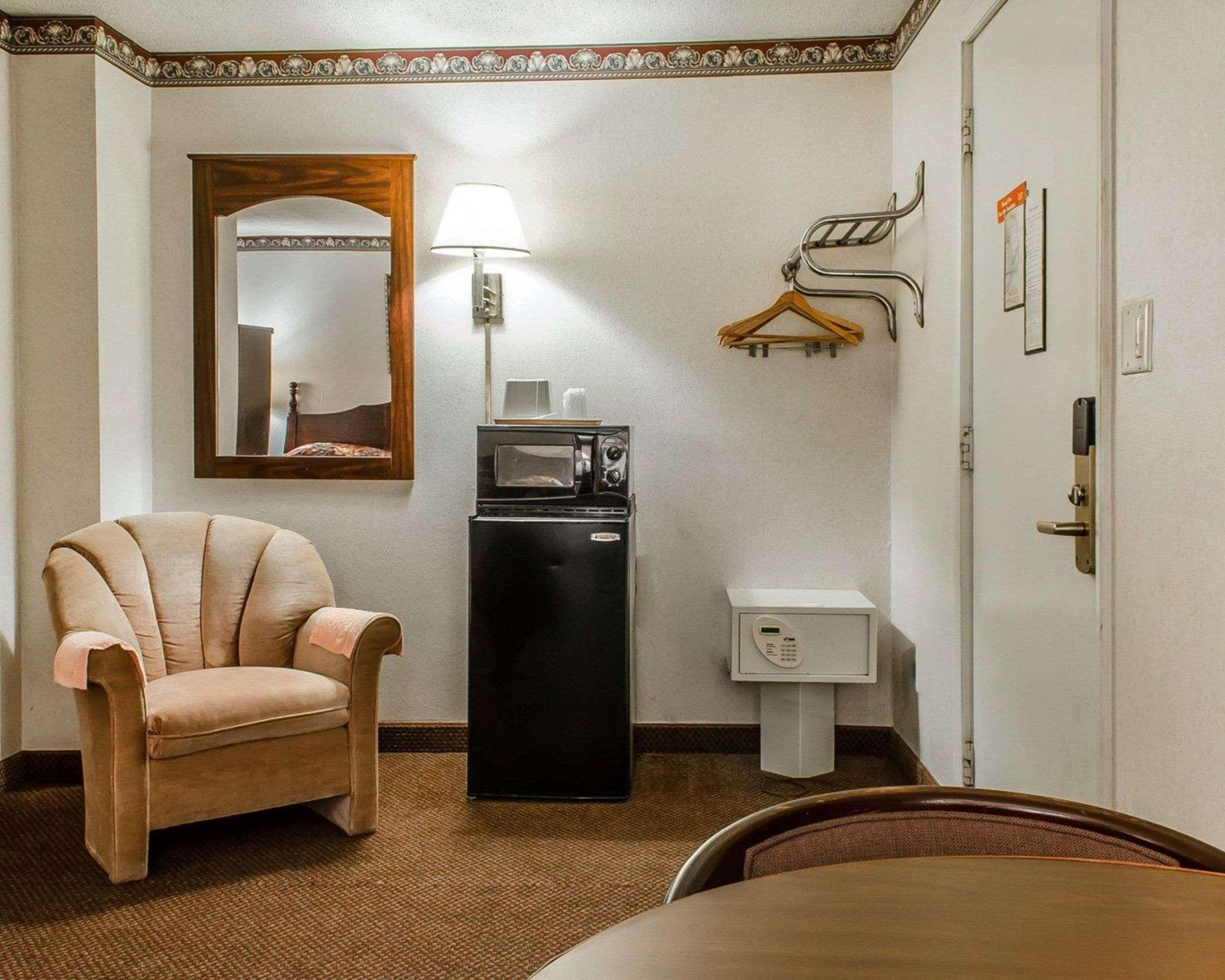 Frackville Econo Lodge מראה חיצוני תמונה